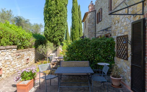 Steffi'S House: Mur, Arbuste, Brique, Pot De Fleur, Jardin, Dalle, Plante D'Appartement, Mobilier De Jardin, Aménagement Paysager, Cour