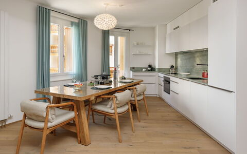 Résidence Terrazza 1: Meubles, Design Intérieur, Sol, Chaise, Sol, Table, Salle À Manger, Luminaire, Bois, Table Cuisine Et Salle A Manger