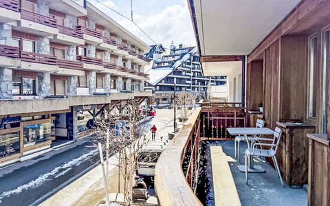 Résidence Terrazza 1: Appartement, Architecture, Design Urbain, Condominium, Usage Mixte, Bâtiment Commercial, Balcon, Architecture Brutaliste