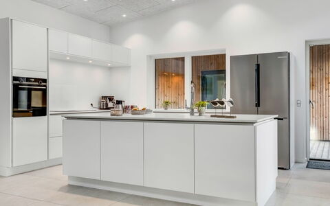 Nico - 1.4Km from the Sea: Appareil De Cuisine, Cuisine, Principaux Appliance, Comptoir, Électroménager, Sol, Design Intérieur, Cabinetry, Sol, Plafond