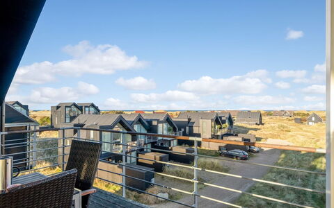 Saxi - 650M from the Sea: Chalet, Arrière-Cour, Cour, Batiments Jardin, Cabanon, Siding, Mobilier De Jardin, Cabane En Rondins, Structure En Plein Air, Cabane
