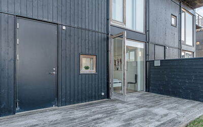 Saxi - 650M from the Sea
