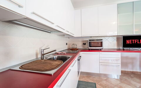 Abbardente: Cuisine, Appareil De Cuisine, Principaux Appliance, Comptoir, Sol, Design Intérieur, Cabinetry, Sol, Cuisinière, Électroménager