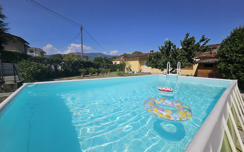Villa Lory: Bleu, Piscine, Composite, Loisir, Recours, Caractéristique De L'Eau, Hôtel, Centre De Loisirs, Ville Resort, Hacienda