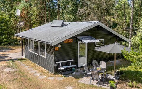 Lökea - from the Sea: Maison, Chalet, Toit, Domicile, Siding, Zone Rurale, Batiments Jardin, Cabane En Rondins, Cabanon, Porche