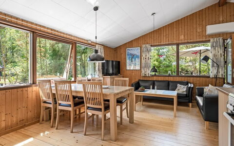 Lökea - from the Sea: Bois, Maison, Domicile, Chalet, Porte, Dur, Plafond, Tache De Bois, Porche, Cabane En Rondins