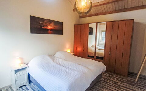 De Bosuil: Sol, Sol, Bois, Chambre, Lit, Meubles, Parquet, Design Intérieur, Dur, Drap De Lit