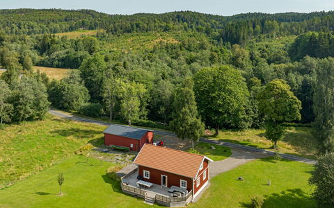 Teåker: Herbe, Arbre, Prairie, Paysage, Plaine, Zone Rurale, Lot Terre, Maison, Chalet, Établissements Humains