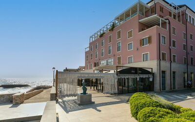 Novigrad (Istra) 140: Design Urbain, Appartement, Mobilier De Jardin, Hôtel, Balcon, Villa, Recours