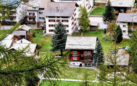 Faderhorn 8: Arbre, Maison, Domicile, Station De Montagne, Établissements Humains, Mélèze, Zone Rurale, Village, Chaîne De Montagnes, Chalet