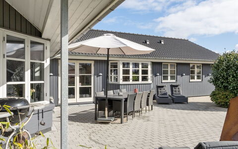 Esben - 11Km from the Sea: Toit, Maison, Domicile, Chalet, Siding, Biens, Allée, Batiments Jardin, Cour, Cabanon