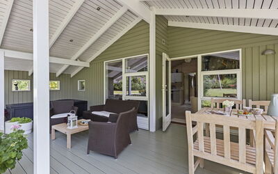 Franke - 1.2Km from the Sea