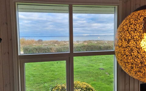 Assarina - 15M from the Sea: Domicile, Toit, Maison, Porte, Chalet, Ombre, Jardin, Couverture De Sol, Porche, Cour