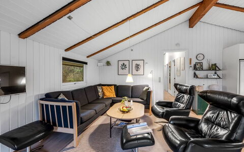 Veera - from the Sea: Canapé, Design Intérieur, Bois, Meubles, Plafond, Salon, Domicile, Sol, Sol, Pièce
