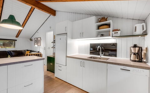 Veera - from the Sea: Cuisine, Comptoir, Design Intérieur, Bois, Sol, Plafond, Appareil De Cuisine, Cabinetry, Meubles, Sol