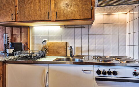 La Tanière: Cuisine, Appareil De Cuisine, Principaux Appliance, Comptoir, Cuisinière, Gaz Poele, Evier, Le Fourneau, Électroménager, Évier