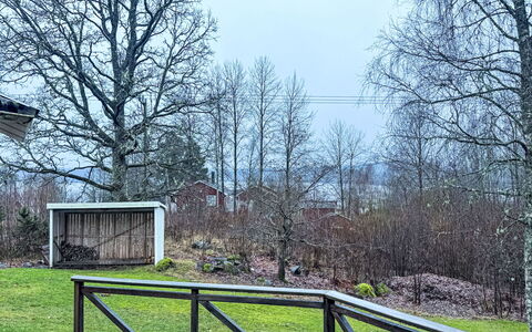 Skurå Villan: Arbre, Branche, L'Hiver, Brindille, Gelé, Neige, Clôture, Accueil Escrime, Balustrade