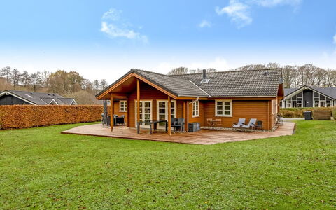 Marisol - 200M from the Sea: Chalet, Arrière-Cour, Cour, Batiments Jardin, Cabanon, Siding, Mobilier De Jardin, Cabane En Rondins, Structure En Plein Air, Cabane