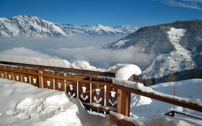 Chalet V mit Lift und Pool
