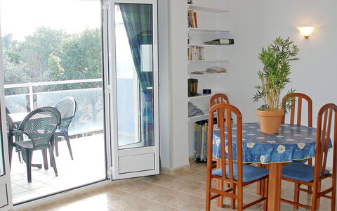 Turquesa: Pièce, Propriété, Meubles, Bâtiment, Salle À Manger, Table, Maison, Sol, Immobilier, Design Intérieur