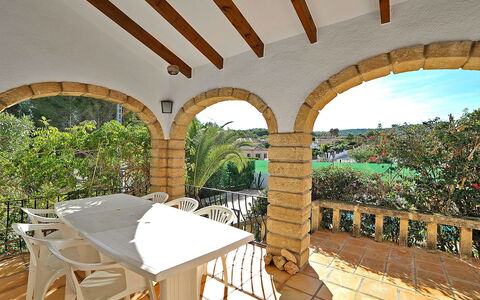 Pinomar: Propriété, Bâtiment, Immobilier, Maison, Pièce, Architecture, Hacienda, Vacances, Appartement, Patio