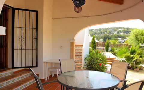 Reposo: Propriété, Bâtiment, Pièce, Immobilier, Meubles, Maison, Domicile, Mécanique Fan, Table, Plafond