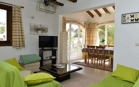Toscal: Pièce, Salon, Propriété, Design Intérieur, Meubles, Vert, Bâtiment, Plafond, Maison, Mur