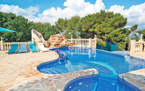 Toscamolino: Piscine, Propriété, Loisir, Recours, Vacances, L'Eau, Immobilier, Bâtiment, Ciel, Ville Resort