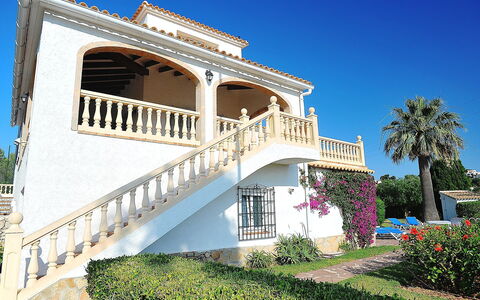 Portichol: Propriété, Maison, Bâtiment, Architecture, Domicile, Immobilier, Manoir, Zone Résidentielle, Biens, Ciel
