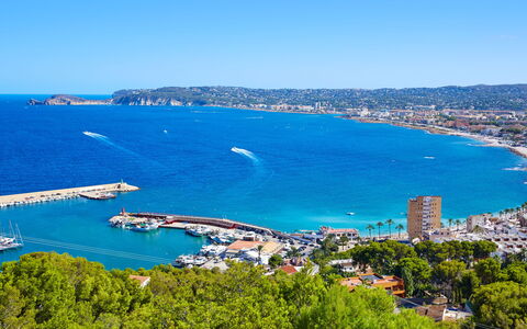 Portichol: L'Eau, Ciel, Bleu, Bleu Azur, Paysage Naturel, Arbre, Cotiers Et Relief Océaniques, Paysage, Lac, Horizon