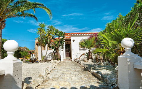 Vina: Propriété, Immobilier, Bâtiment, Maison, Biens, Arbre, Architecture, Tourisme, Vacances, Botanique
