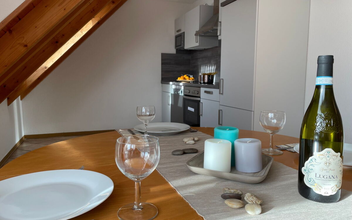 Einladende Obergschosswohnung mit Sonnigem Balkon