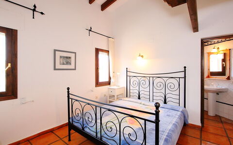 Paraje de Libertad: Propriété, Pièce, Chambre, Lit, Meubles, Bâtiment, Maison, Plafond, Immobilier, Design Intérieur