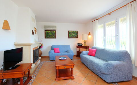 Inma: Pièce, Meubles, Propriété, Salon, Design Intérieur, Bâtiment, Sol, Maison, Immobilier, Suite