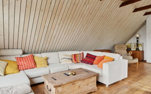 Mirija - 350M from the Sea: Bois, Domicile, Porche, Plate-Forme, Dur, Toit, Tache De Bois, Parquet, Eco Hôtel