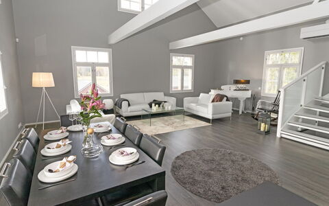 Villa Torppa: Bois, Sol, Sol, Porte, Composite, Parquet, Plate-Forme, Dur, Planche, Tache De Bois