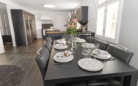 Villa Torppa: Bois, Sol, Sol, Porte, Composite, Parquet, Plate-Forme, Dur, Planche, Tache De Bois