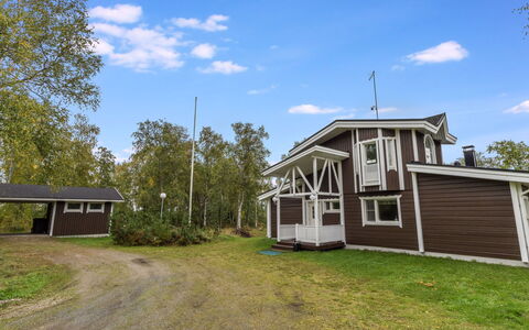 Villa Tuulipuisto: Bois, Sol, Sol, Porte, Composite, Parquet, Plate-Forme, Dur, Planche, Tache De Bois
