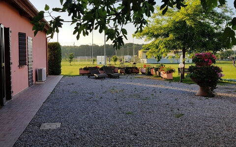 Appartamento Girasole Seaside and Pool: Jardin, Allée, Pelouse, Ombre, Cour, Dalle, Aménagement Paysager, Passerelle, Pavé, Cour