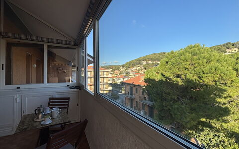 A Due Passi dal Mare, Terrazza, Pet Friendly: Appartement, Balcon, Verre, Daylighting, Traitement De Fenetre