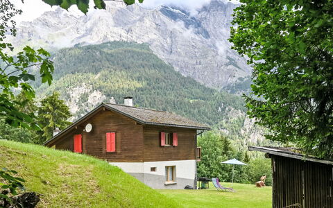 Mélèze 1967: Herbe, Maison, Chalet, Montagnes, Zone Rurale, Domicile, Station De Montagne, Prairie, Chaîne De Montagnes, Toit
