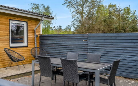 Floora - from the Sea: Piscine, Mobilier De Jardin, Meubles, Recours, Dalle, Eco Hôtel, Ombre, Chaise, Loisir, Biens