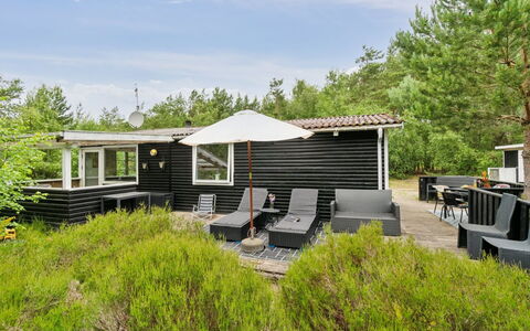 Huanca - 500M from the Sea: Bois, Meubles, Appartement, Pièce, Plafond, Tache De Bois, Chaise, Dur, Vernis, Lumber