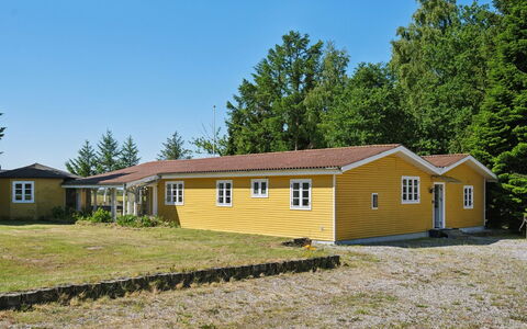 Senija - 6.5Km from the Sea: Domicile, Toit, Maison, Porte, Chalet, Ombre, Jardin, Couverture De Sol, Porche, Cour
