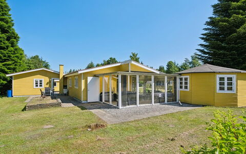 Senija - 6.5Km from the Sea: Domicile, Toit, Maison, Porte, Chalet, Ombre, Jardin, Couverture De Sol, Porche, Cour