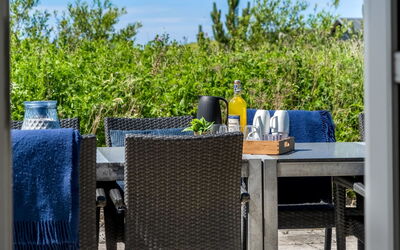 Jonas - 450M from the Sea
