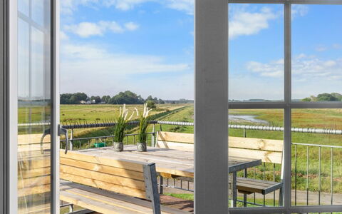 Alitta - 240M from the Sea: Bleu, Chalet, Maison, Domicile, Ferme, Biens, Siding
