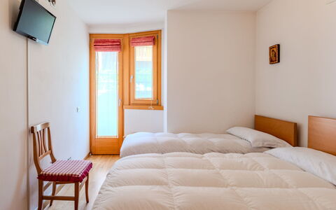 Raggio di Sole: Bois, Lit, Chambre, Literie, Drap De Lit, Cadre De Lit, Linge, Tache De Bois, Dur, Hôtel