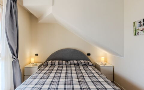 Sant'Anna: Design Intérieur, Chambre, Meubles, Sol, Sol, Lit, Plafond, Pièce, Literie, Domicile