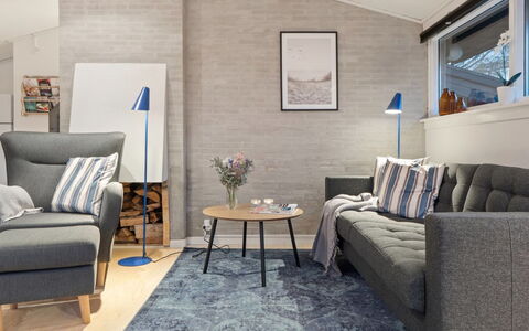 Ordan - 140M to the Fjord: Meubles, Design Intérieur, Sol, Canapé, Sol, Mur, Salon, Bois, Pièce, Appartement